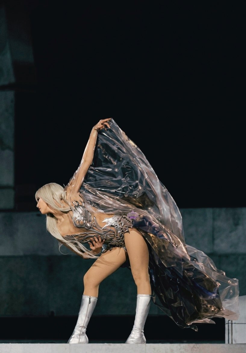 🌱 แลงรูท got that ah-huh⚡️ tweet media