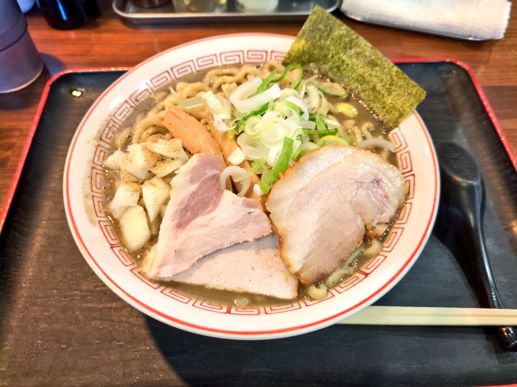 滝 由佳理 tweet media