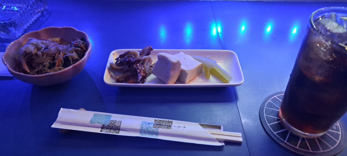 ハシネコ tweet media