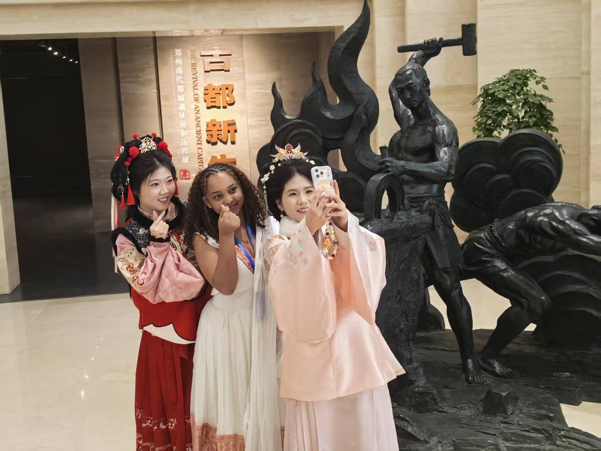 CRSGUganda's tweet photo. On February 10, 2026, African employees from China Railway Seventh Group visited the Zhengzhou Shangdu Ruins Museum. Their trip to Henan planted seeds for cultural heritage preservation. 🏺🌱 #CulturalHeritage #Henan #Youthbridge https://t.co/LWVt2ZNO6F