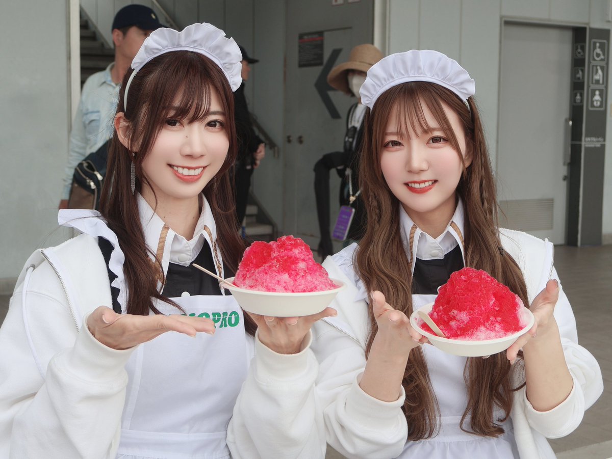 ちむ散歩してます🥺
昨日から探し求めてたかき氷！！！🍓

冷たくて美味しい〜🤤💗

#ちむ散歩
#S耐