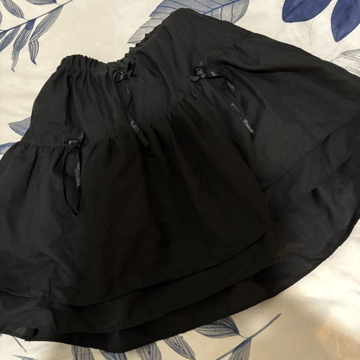 qybibble's tweet photo. wts / preloved 

- jeans high waist LPinggang 71-72, panjang 97-98 (70rb) aku beli waktu di bangkok ya
- mini skirt 35rb

co by shopee pengiriman dari surabaya https://t.co/ld66StRVWW