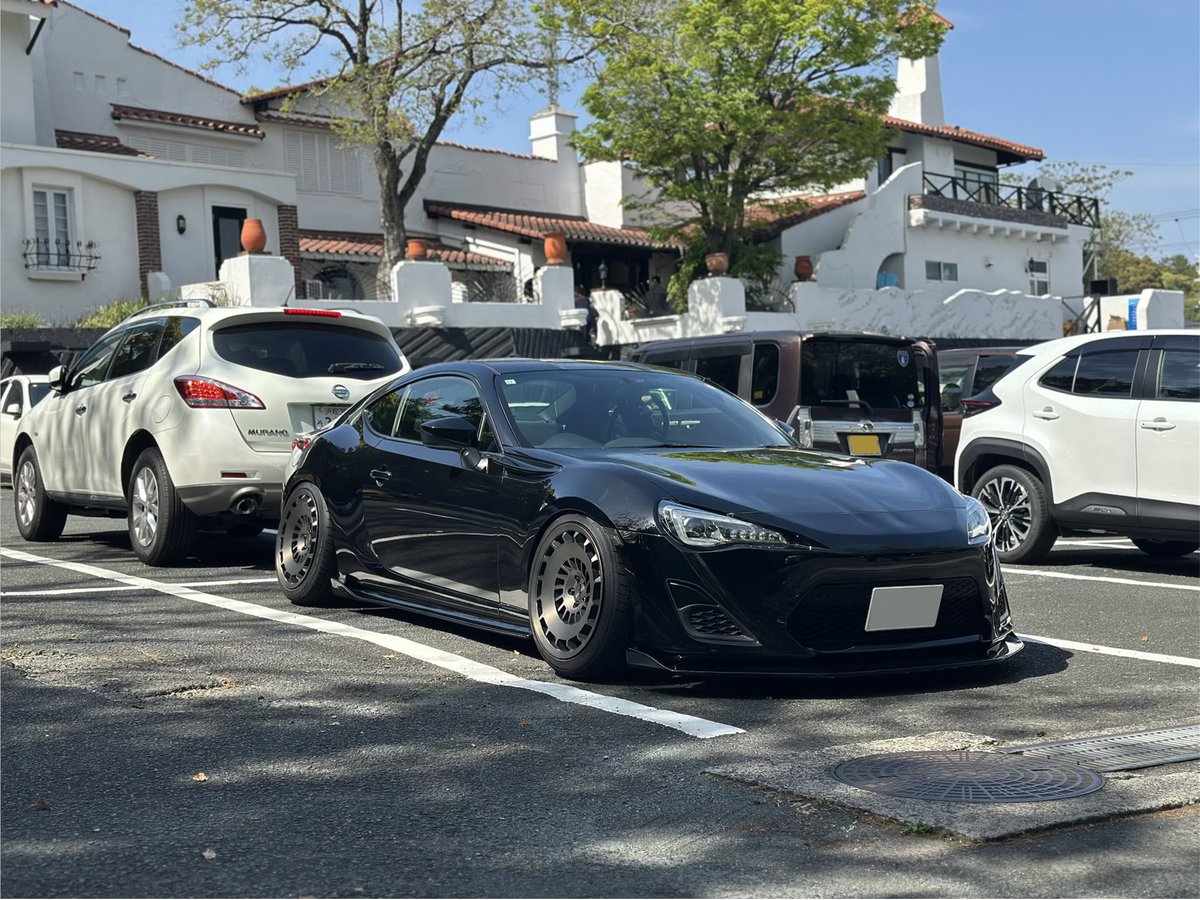 黒 Boo-Boo tweet media