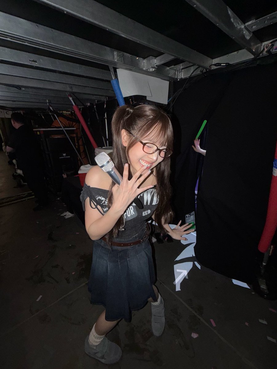 NAYEON BASE tweet media