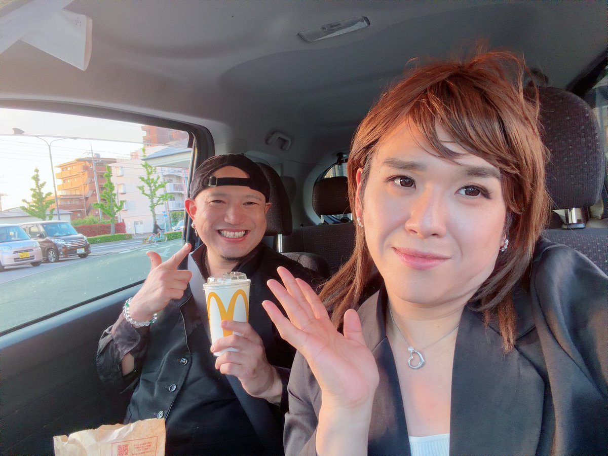 ryuuki8000's tweet photo. ー注意告知何度もすいませんー
エグプリフェスチケット販売開始しております〰️
日時　6/13土曜日
場所　町田ナッティーズ　16:00開始

限定100人まで！！
是非ぜひ皆様この機会に町田まで！！

注意
限定100枚完売しだいチケット販売は中止なるみたい！！
お早めに購入お願いします。(ﾟＡﾟ;)ｺﾞｸﾘ
！！！

有名配信者さんや町田の有名ユーチューバーまでたくさん参加します♥

エッグ＆プリン
おかまいまい
バカラーズ（機長さん　猫こねこ　こまち）
不死身ババア
青春ポテトフライ
エムスズメ（町田YouTuber）

https://t.co/gOM01T8LZh…