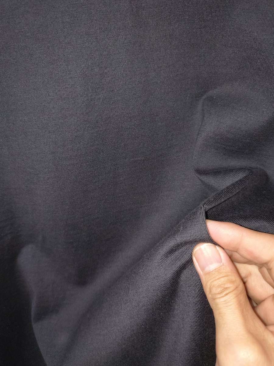 ymfresearch8739's tweet image. キャプテンサンシャインのスタッフが激推しするというスビンスーピマチューブT。
スビンコットンとUSスーピマ綿混紡の圧巻の素材と絶妙すぎる丸胴シルエット。ネックの高さも◎。
色々着てきたけどここまで満足度の高いTシャツはなかったかも。凄く良い。
#キャプテンサンシャイン
#Tシャツ