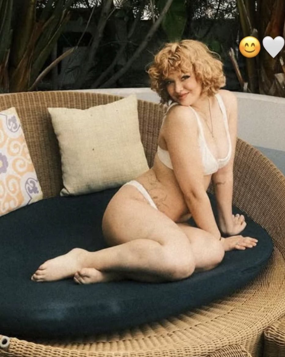 Hovercraft282's tweet photo. #ginalynn #blonde #celebrity #leak #lude #sexy https://t.co/7NCsO7ufbS