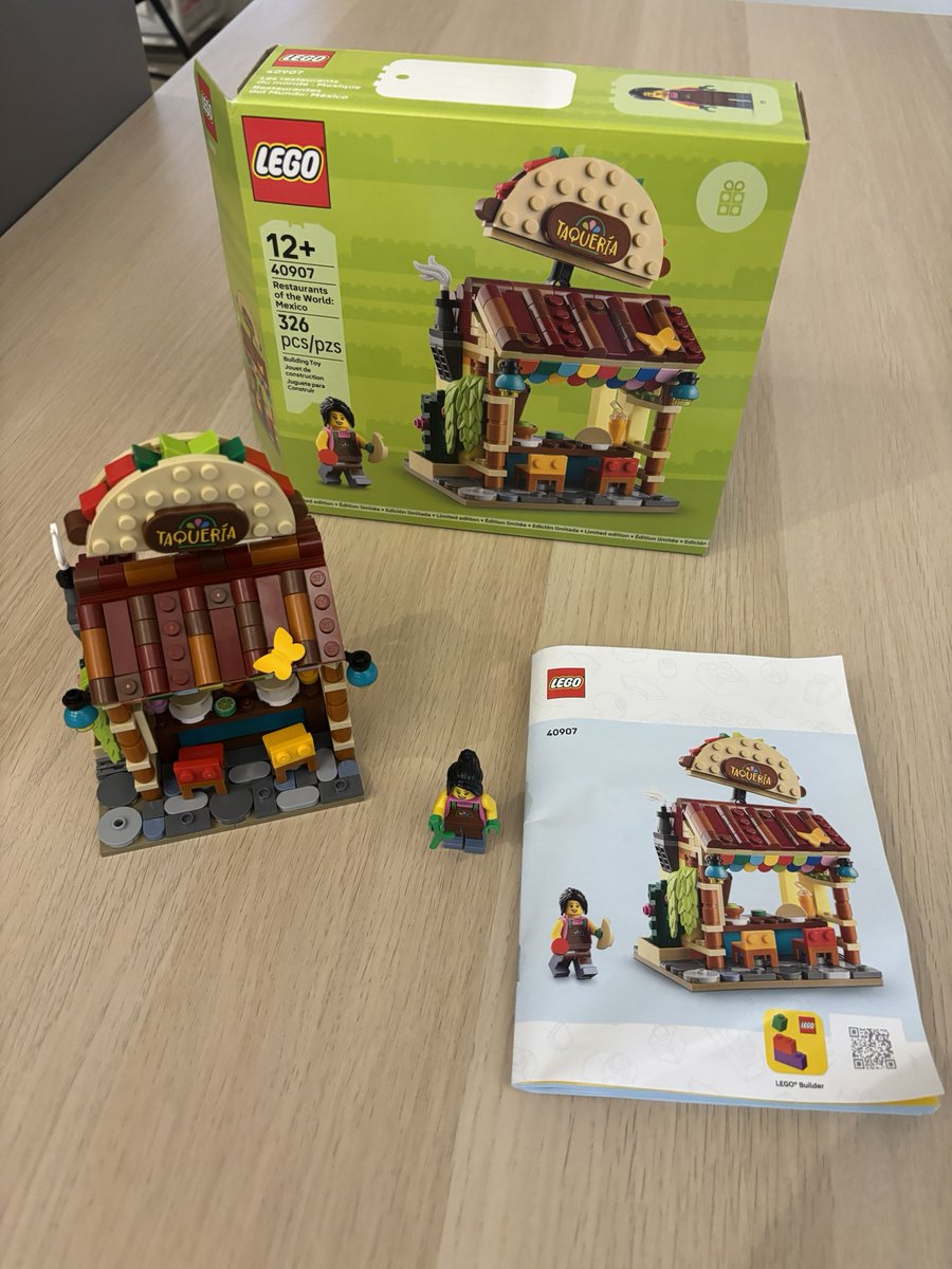 Toys N Bricks tweet media