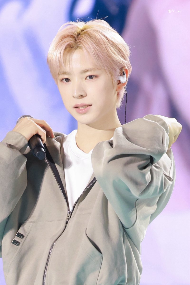 Yu_wine07's tweet photo. 260419 OURWISH encore

#YUSHI #ユウシ #유우시  
#엔시티위시 #NCTWISH https://t.co/VE75j9n5lU