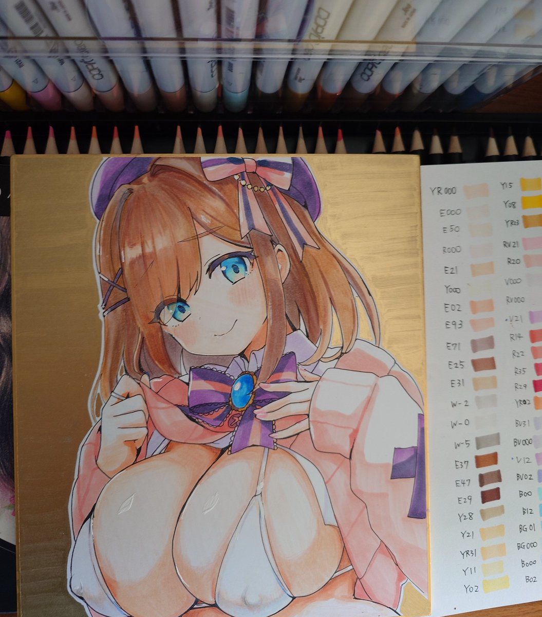 自宅にじそ(もどき)
18cmアクスタとMさいず色紙
へへ 