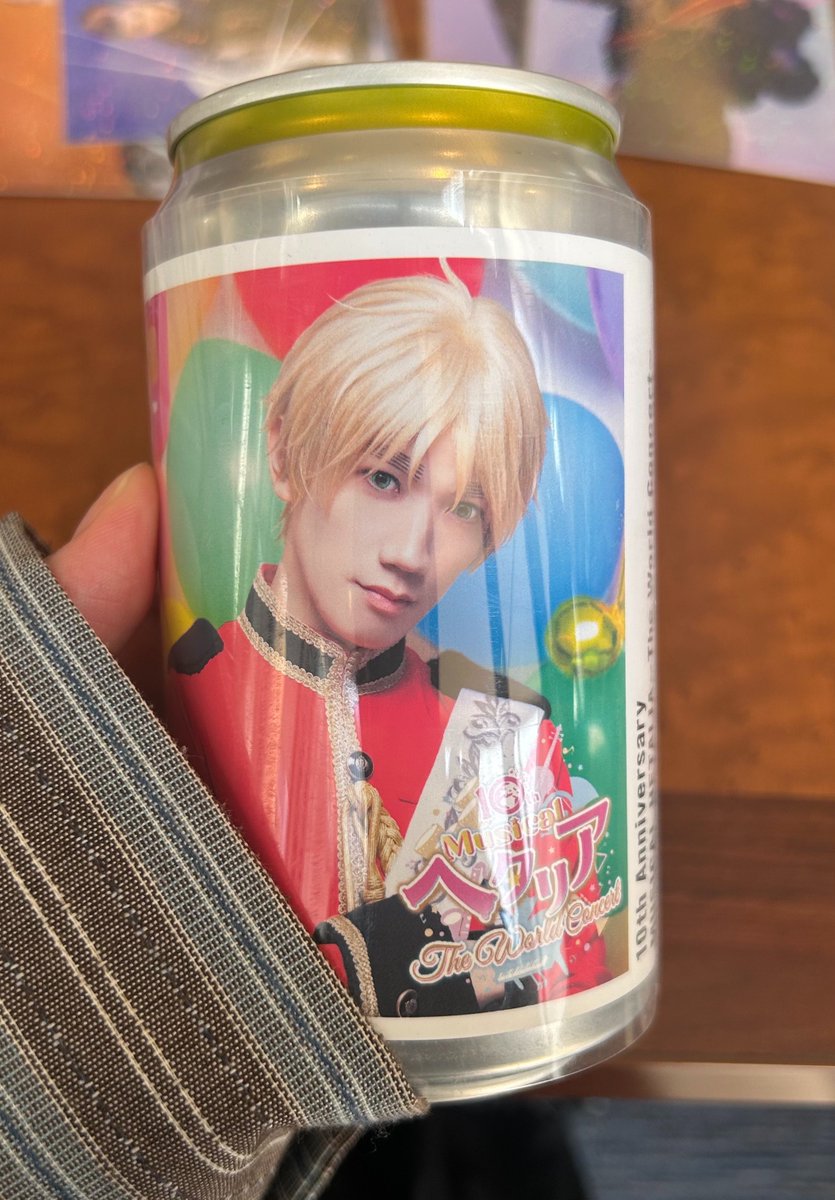 kor_k0511's tweet photo. 【交換】ミュージカルヘタリア コンサート ヘタコン ヘタミュ WC ラベル缶

【譲】英
【求】蘭

本日会場にてお手渡し可能です。
お気軽にお声がけ下さい。 https://t.co/a8XOn9FCJ8