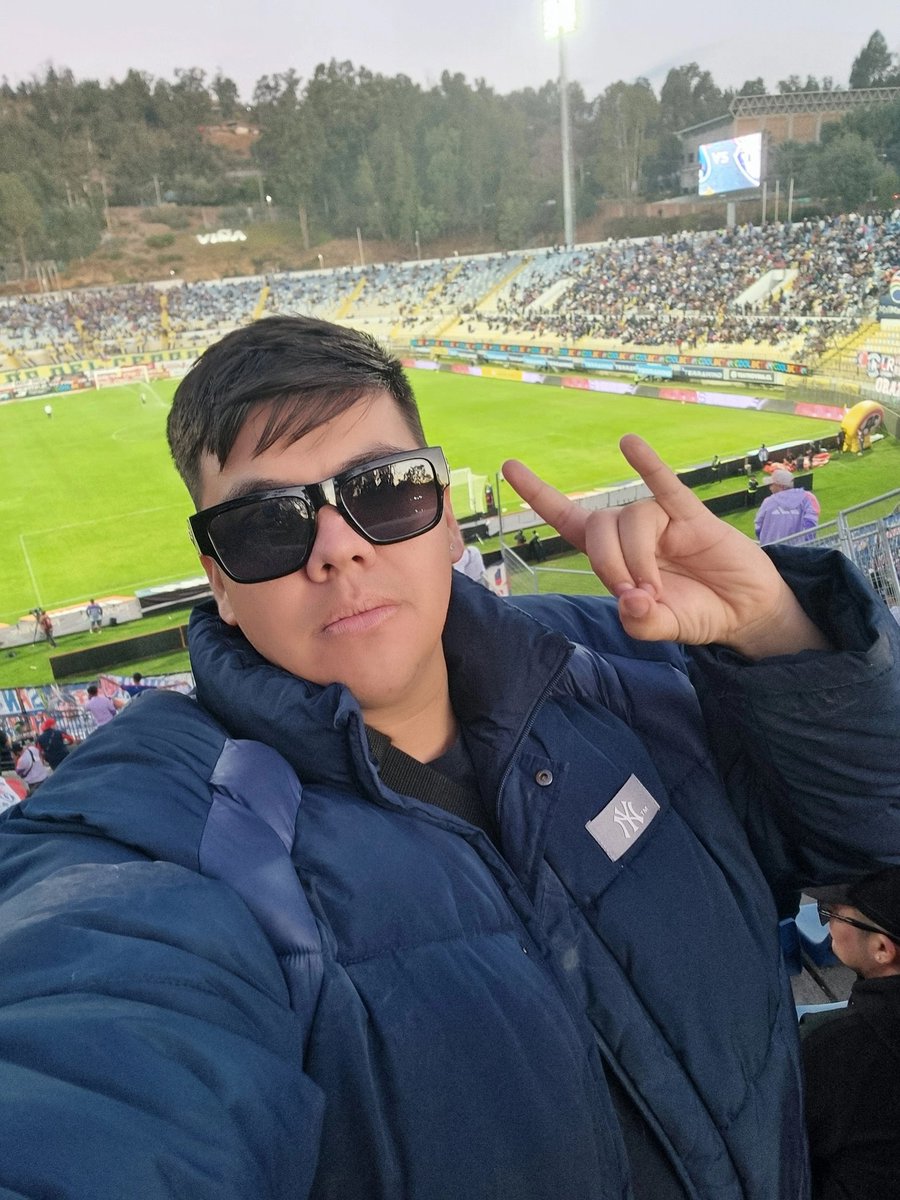 nicoudechile_'s tweet photo. Vamos la U no mas loco ❤️💙 #UdeChile #VamoslaU https://t.co/FEUtQeWTdL