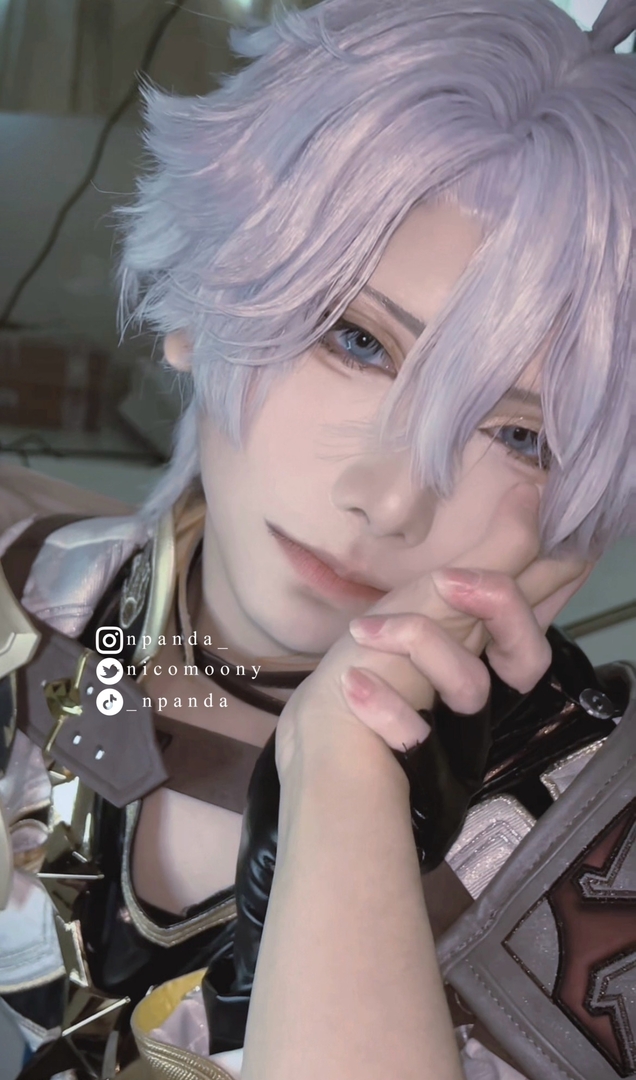 pompomfess's tweet photo. Pompom! Sender ijin share kemarin akhirnya cosplayin Phainon, seneng bgt 🥹✨ 
Mau moots jg sesama bucin inon 👉👈 https://t.co/ZORtHL1C35