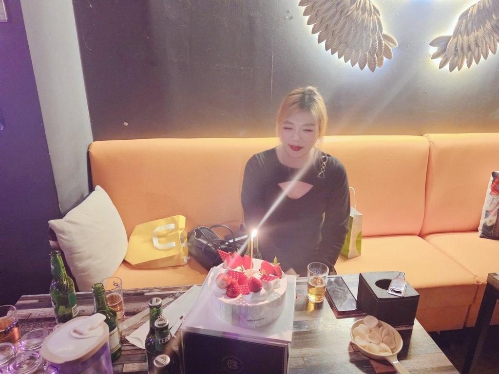 CD예하 tweet media