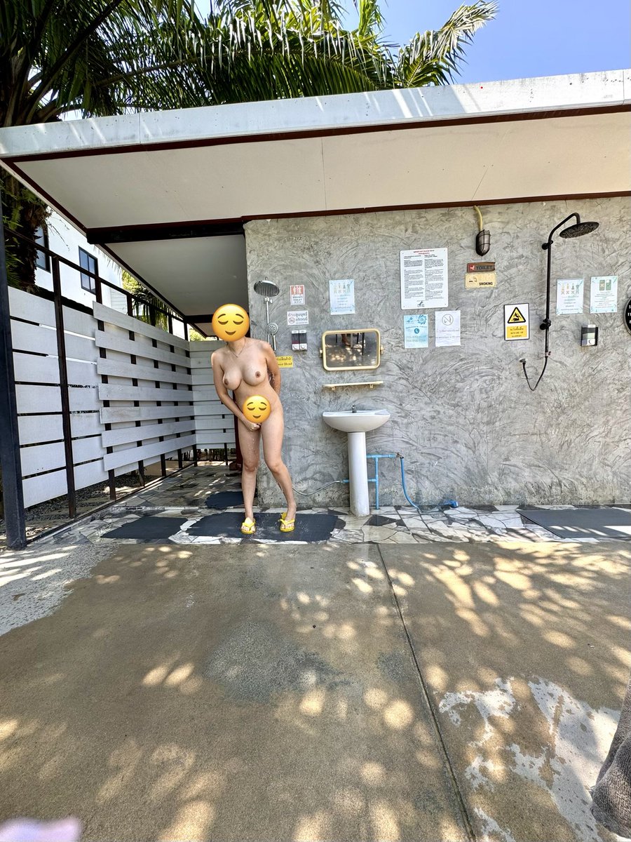 ความสุขส่วนตัว(ด้านมืดเล่น2คน) tweet media