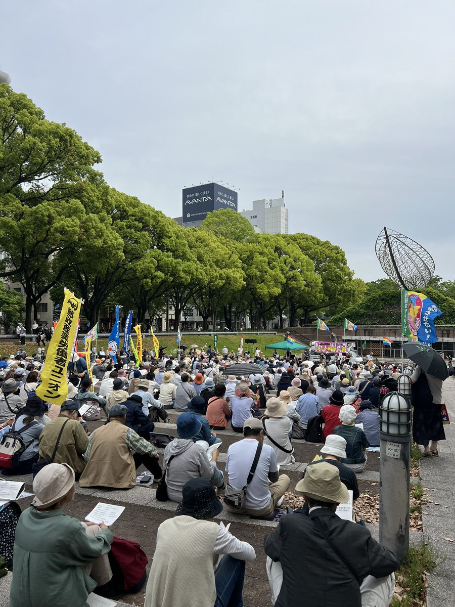 #平和憲法を守る0419
#平和憲法を守る0419名古屋
10年前からずっと続けてきた19日の行動。
最近にないたくさんの人が集まっています。