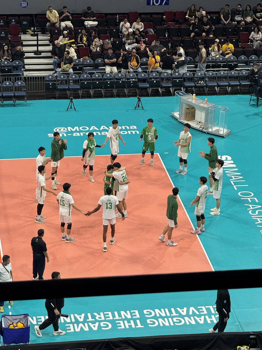 greenminded__'s tweet photo. Bakit hindi pa nag archer stance si Roque? anong nangyayari https://t.co/YCAPLvuVxA