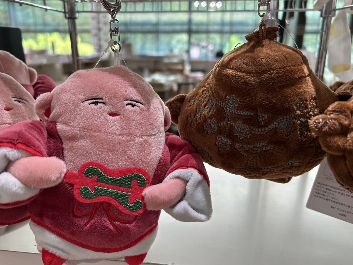 ピンク 雲台 3キャラクター 置物 ❕グッズ情報❕】 #きらめきの細見展 会場では、 グッズも販売します
