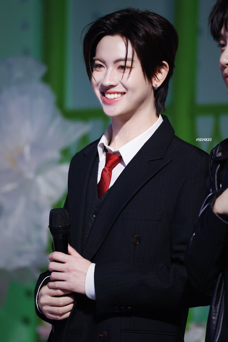 𝗦𝗘𝗡𝗞𝗘𝗜 🐷 tweet media