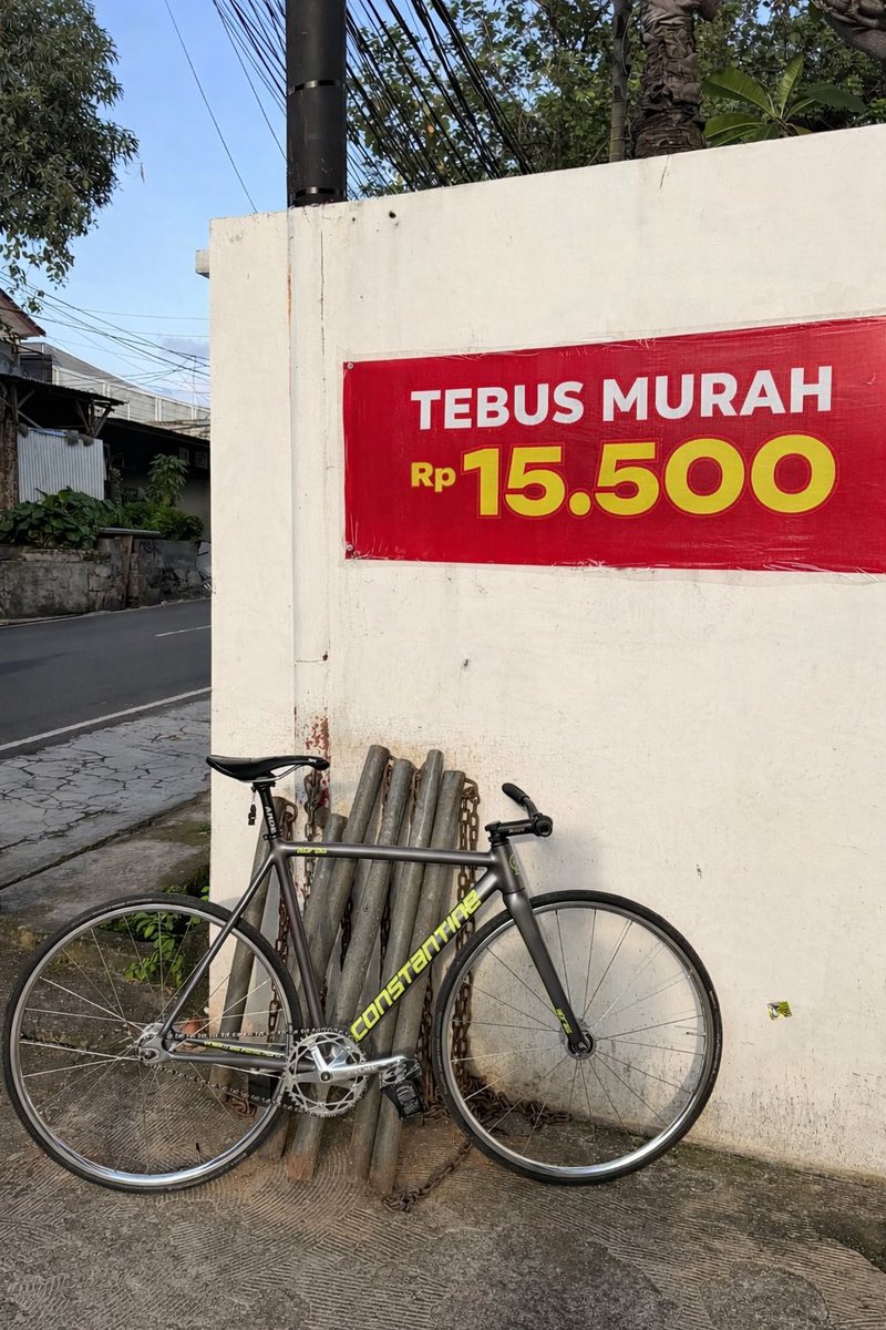 ivanpalerr's tweet photo. kira2 jual brapa yak https://t.co/I0DMyJmJXx