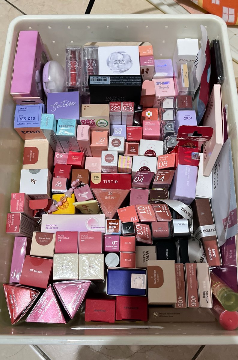 nisú 🙂‍↕️ tweet media