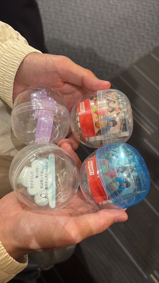 もものかんづめ tweet media