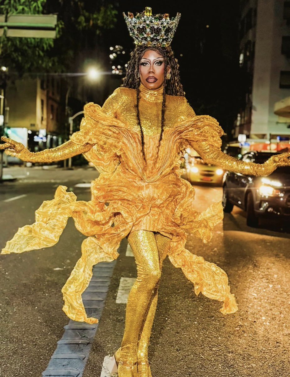 Drag Crave tweet media