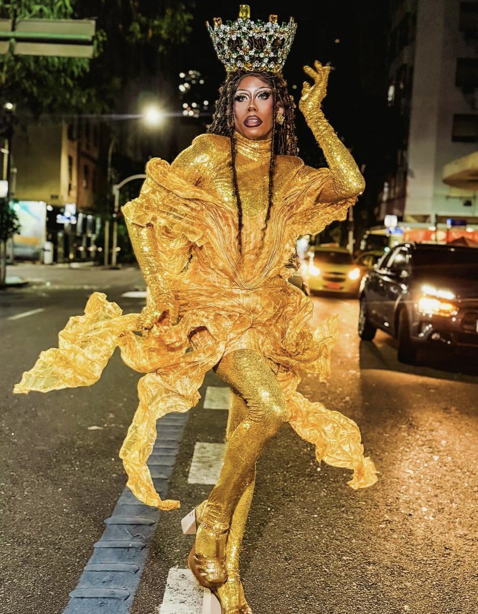 Drag Crave tweet media