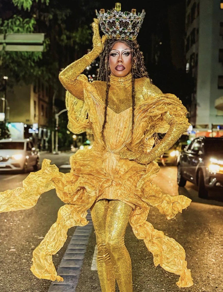 Drag Crave tweet media