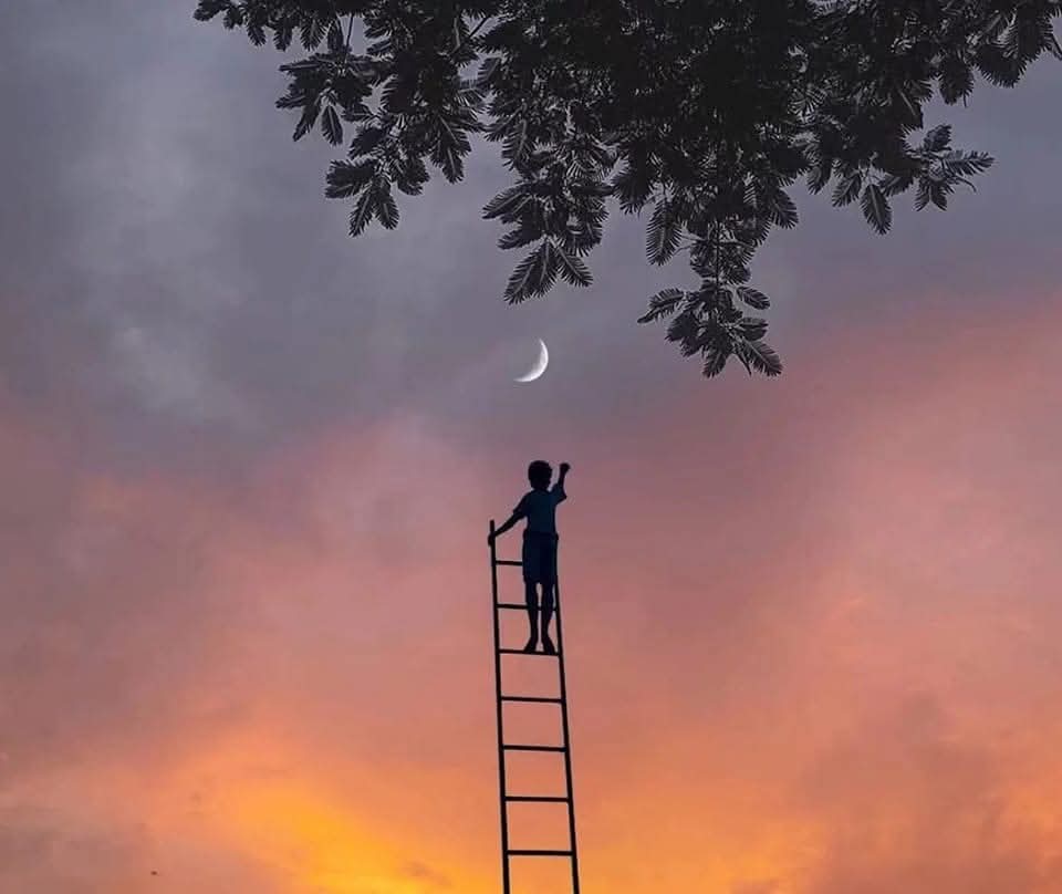 Allah, Musa’ya ağaçtan ses edince, pabuçlarını çıkarıp dinledi de Hızır’a yoldaş edince, pabuçlarını giyip kaçtı.
[Cenâb-ı Mevlevî'den]

Bir insan için hayatta en büyük olay, 
Bir insana rastlamasıdır.
[Abdal Kadrî]

Kuru bir kitaptan sohbet dinlemek, onu anladım sanmak, kendince