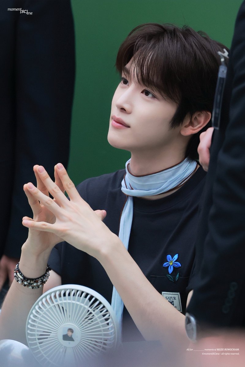 260419 Satur 공팬

#성찬 #SUNGCHAN #ソンチャン #RIIZE #라이즈 #郑成灿 #鄭成燦