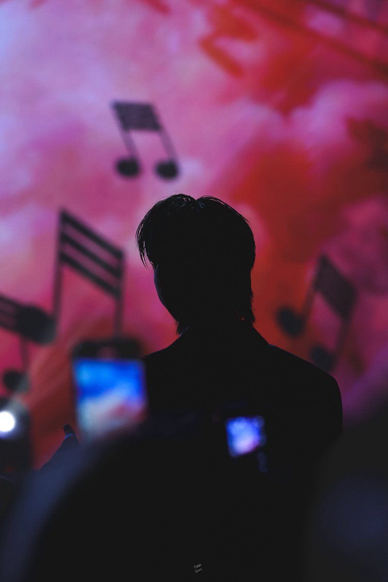 | ̶G̶R̶A̶V̶I̶T̶Y̶ ̶ | tweet media