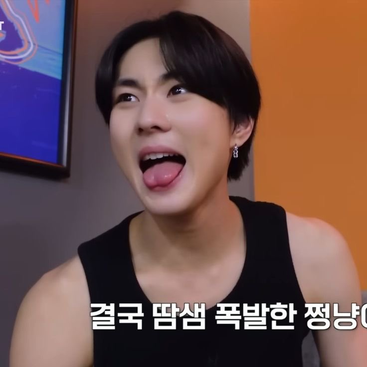 ULTRALUCKY깜순간 tweet media