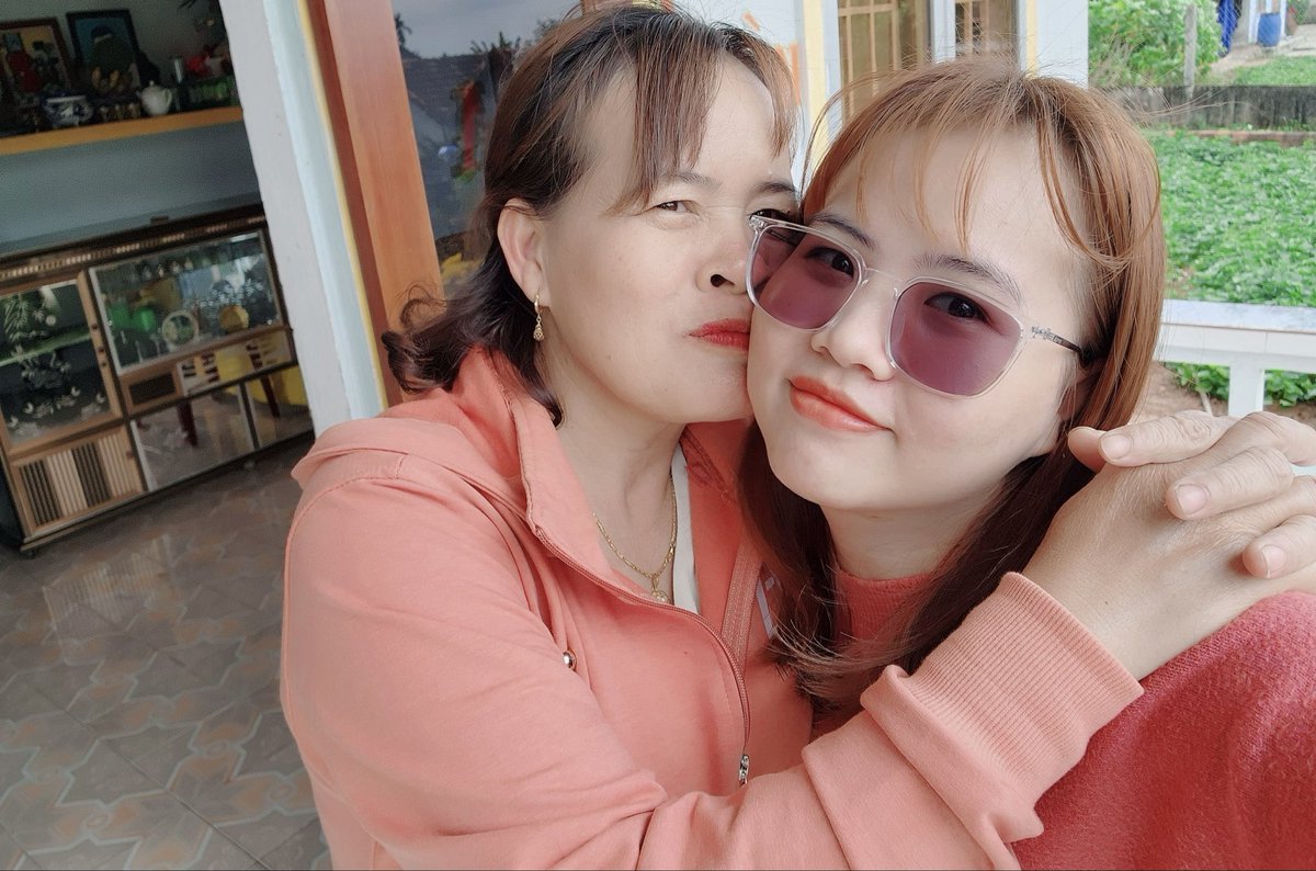 Xuân Lan tweet media