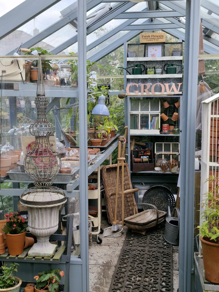 Darren Lakin tweet media