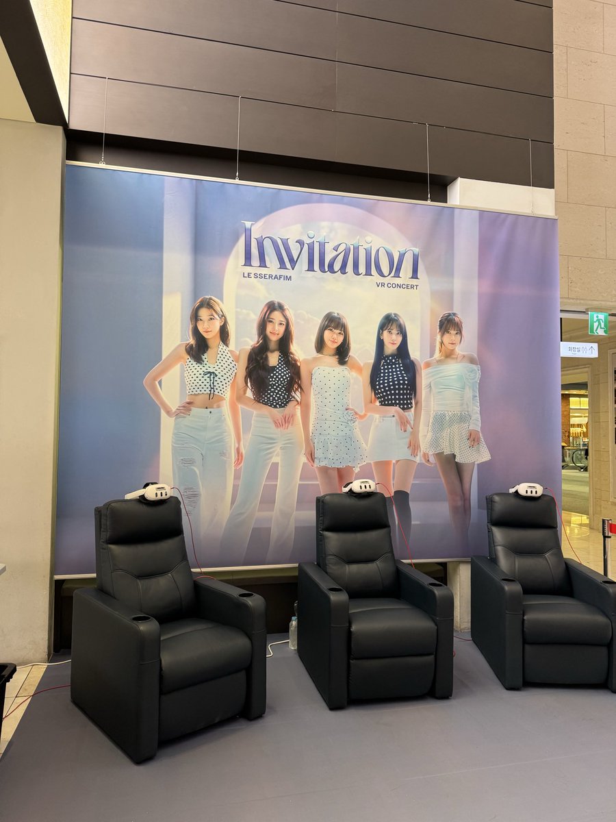 Zuha_long's tweet photo. #르세라핌_VR콘서트 
르세라핌 vr콘 후기
큰 기대를 안하고 갔는데 처음 핌둥이들 나오는 엘베 장면부터 엄청 났습니다.. 이렇게 가까워도 되나 싶을 정도로 가깝고 진짜 실물 같아요😳
사키 찾는 것도 재밌었고 최소 5회차는 해야할 이유가 있습니다 ㅎㅎ 르세라핌 화이팅🥰 https://t.co/09PnV4zsPc