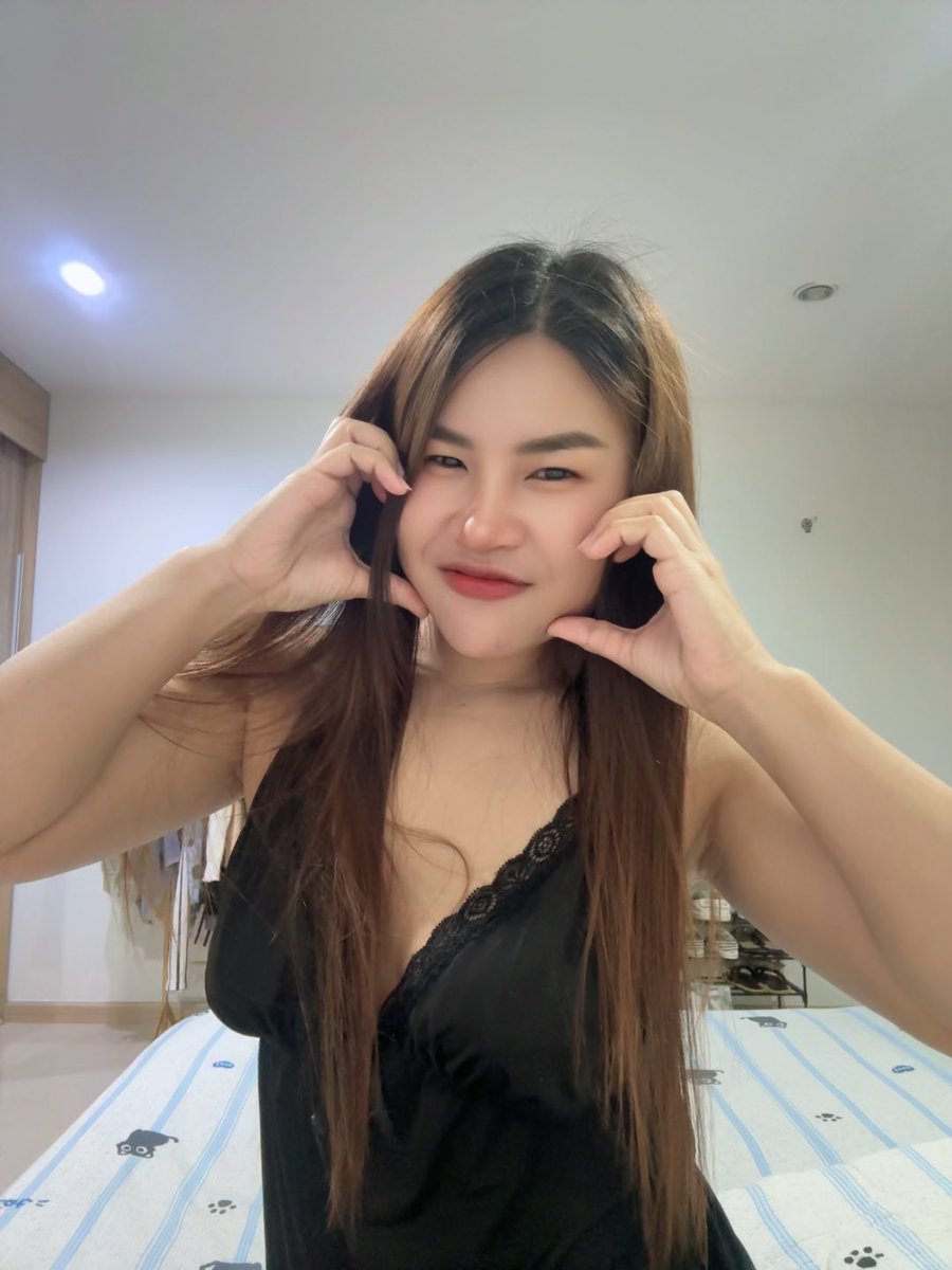 𝒩𝒶𝓃𝓃ℯ🎶 tweet media