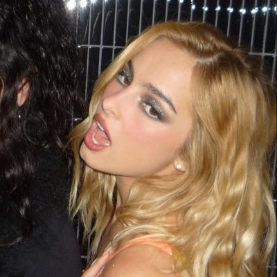 debutei #NewProfilePic