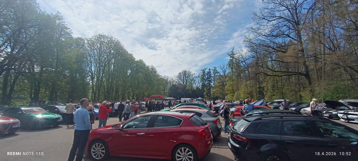 BohuslavMartin's tweet photo. @CLAUDIODD5 18.4.2026 
📍Hrádek u Nechanic 🇨🇿 https://t.co/XUtcdmGH3X