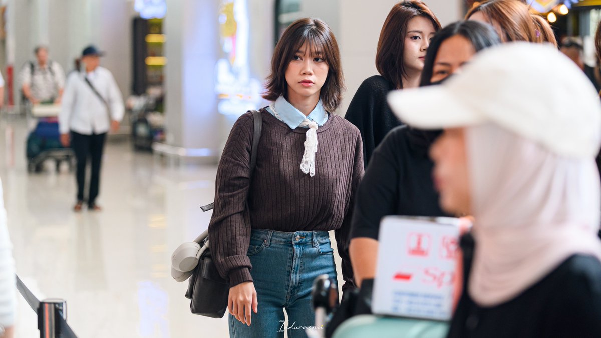 Indurasmi 🌕 tweet media