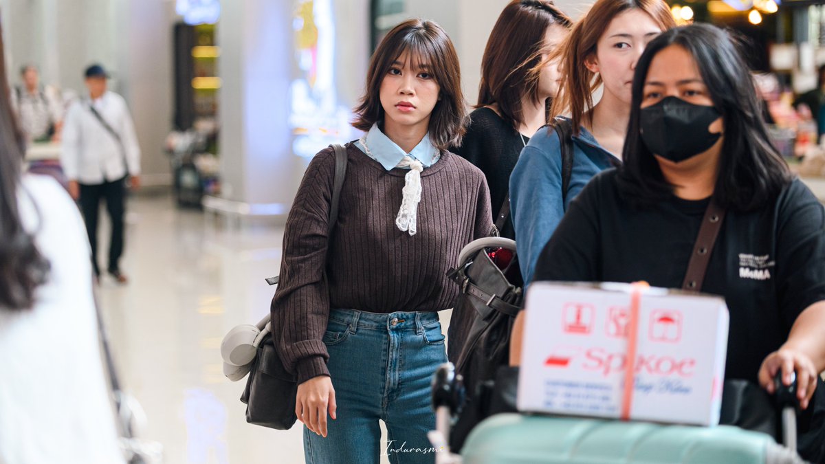 Indurasmi 🌕 tweet media