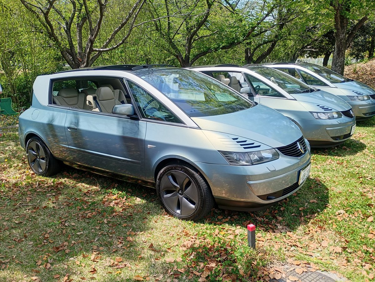 ファーストポディウム tweet media