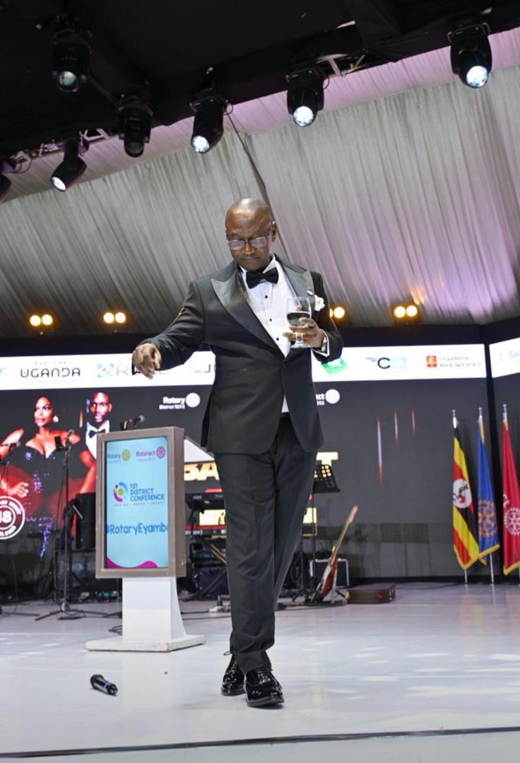 Western Cluster D9213 tweet media