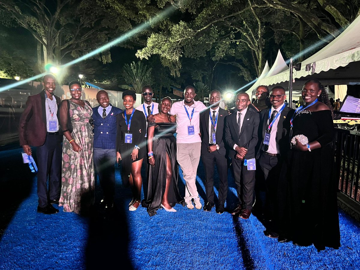 Western Cluster D9213 tweet media