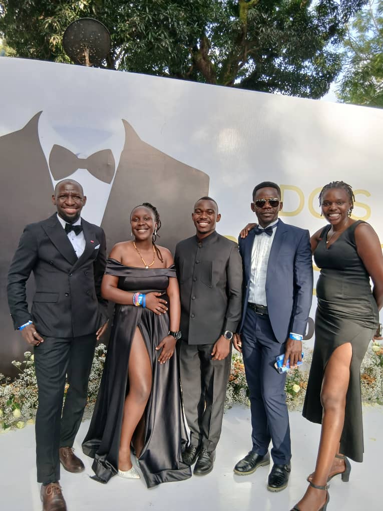 Western Cluster D9213 tweet media