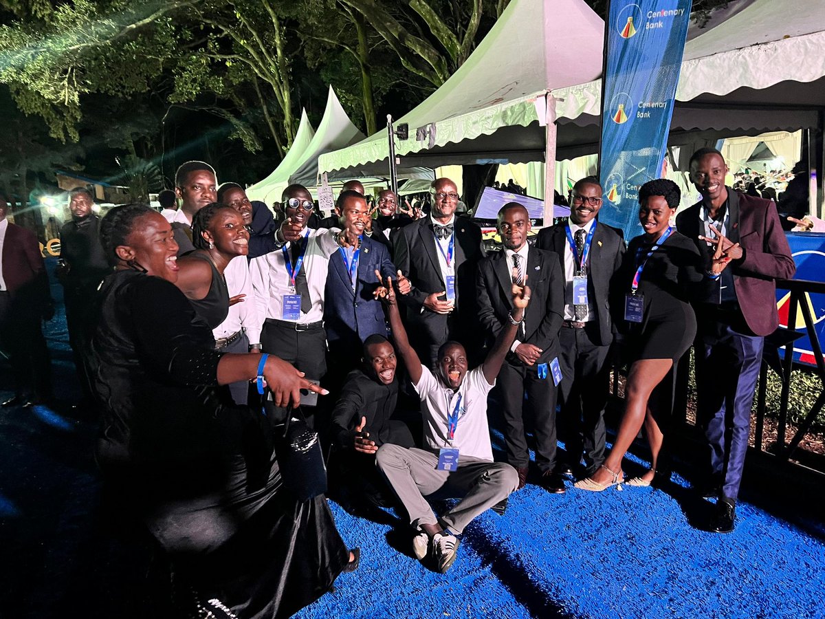 Western Cluster D9213 tweet media