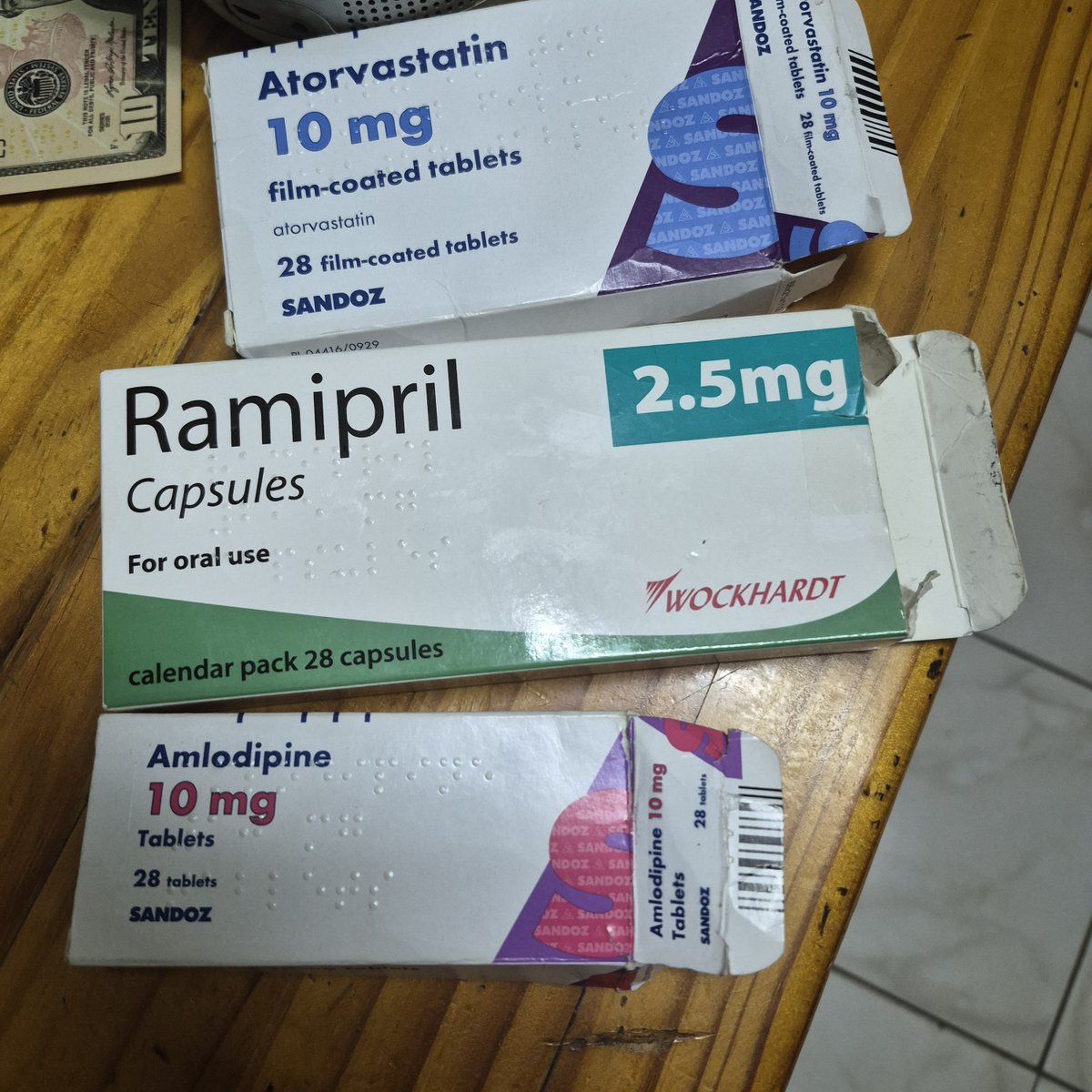 KingJayZim's tweet image. On a serious note… with a small dash of desperation 😅

Yesterday, en route to  Bulawayo , I made a stop in Gweru and managed to secure my Atorvastatin and Amlodipine from Lakefield Pharmacy. Big thank you to Samantha for the excellent service and for checking my BP, top class.