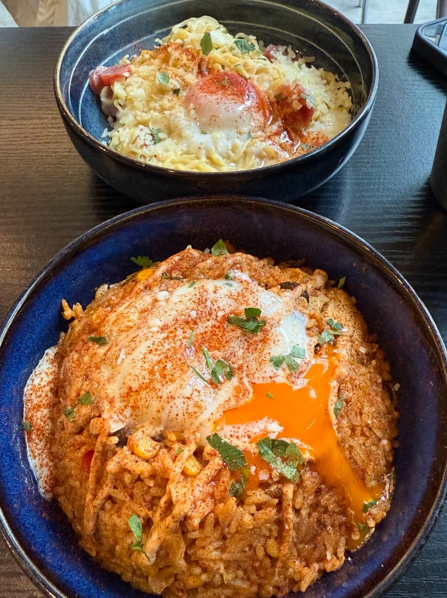 EvsleLkmCZO798C's tweet image. 🤤爆汁的溏心蛋！谁能拒绝这样美味的午饭🍚🤗
#美食 #东莞美食 #Dongguan #午饭时间