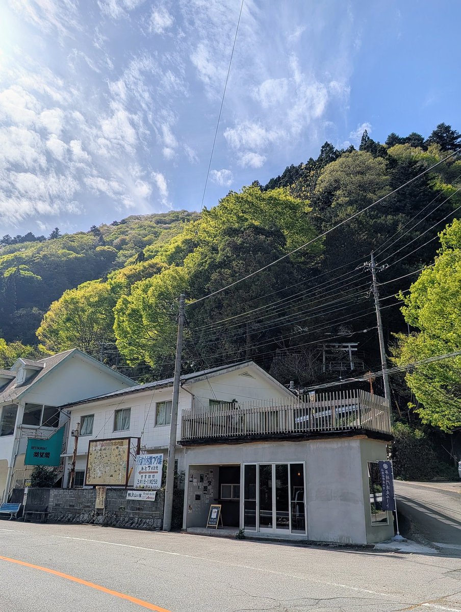 802katsu tweet media