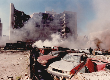 SadaaShree's tweet image. #TodayInHistory

The Alfred P. Murrah Federal Building in Oklahoma City is bombed by a car bomb in 1995 killing 168 including 19 kids under the age of six. The culprits are Timothy McVeigh and Terry Nichols, both anti Govt extremists protesting against the Waco Siege.

The